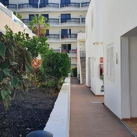 Апартаменты Adults Only Sunny Quiet In Center Of Americas *