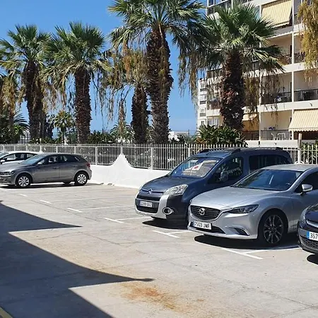 Adults Only Sunny Quiet In Center Of Americas * Арона